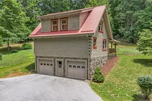 249 Candle St, West Jefferson, NC 28694 - Photo 8