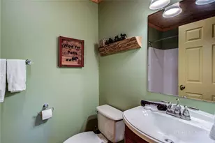 391 Camelot Dr, Banner Elk, NC 28604 - Photo 42
