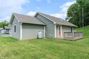 347 Townhomes Pl, Boone, NC 28607 - Photo 24