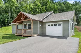 347 Townhomes Pl, Boone, NC 28607 - Photo 4