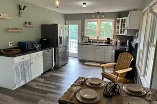 7176 Comers Rock Rd, Elk Creek, VA 24326 - Photo 4