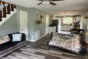 7176 Comers Rock Rd, Elk Creek, VA 24326 - Photo 6