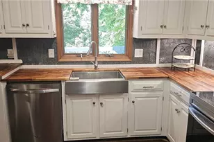 508 Laurel Ln, Newland, NC 28657 - Photo 8