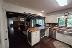 508 Laurel Ln, Newland, NC 28657 - Photo 10