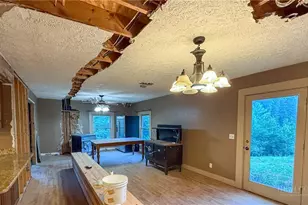 231 Fletcher Creek Ln, Purlear, NC 28665 - Photo 26