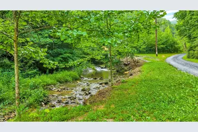 231 Fletcher Creek Lane, Purlear, NC 28665 - Photo 32