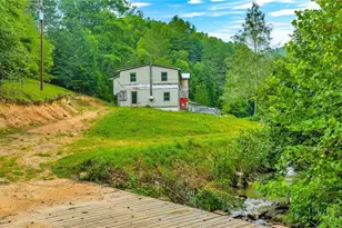 231 Fletcher Creek Ln, Purlear, NC 28665 - Photo 20
