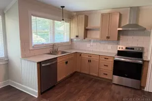 107 W 7th St, West Jefferson, NC 28694 - Photo 6