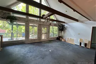 187 Little Creekside, Banner Elk, NC 28604 - Photo 6