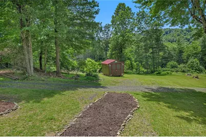 1162 Little Peak Creek Road #B, Jefferson, NC 28640 - Photo 14