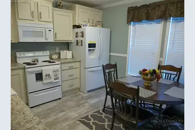 412 Jim Grubbs Lane, Todd, NC 28684 - Photo 16