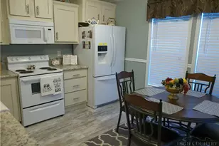 412 Jim Grubbs Ln, Todd, NC 28684 - Photo 16