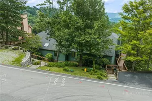 218 Slope View Rd, Sugar Mountain, NC 28604 - Photo 36