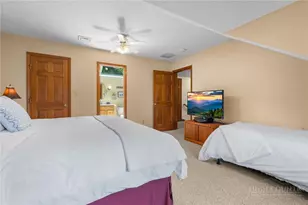 218 Slope View Rd, Sugar Mountain, NC 28604 - Photo 28