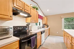 260 Woodwinds Ln, Seven Devils, NC 28604 - Photo 32
