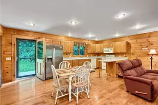 219 Red Maple Ln, Boone, NC 28607 - Photo 6