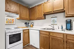 301 Pinnacle Inn Rd, Beech Mountain, NC 28604 - Photo 8