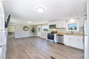 986 Wagoner Access Rd, Jefferson, NC 28640 - Photo 2