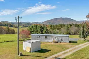 986 Wagoner Access Rd, Jefferson, NC 28640 - Photo 14