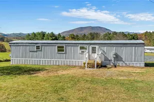 986 Wagoner Access Rd, Jefferson, NC 28640 - Photo 10