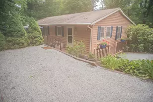 60 Pine View Rd, Newland, NC 28657 - Photo 2