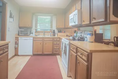 60 Pine View Road, Newland, NC 28657 - Photo 8