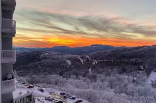 303 Sugar Top Dr, Sugar Mountain, NC 28604 - Photo 20