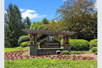 360 Kenmure Drive, Hendersonville, NC 28731 - Photo 4