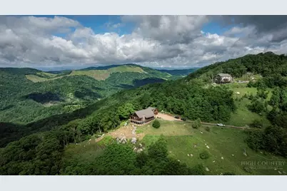 2725 Point Lookout Ln. Lane, Independence, VA 24348 - Photo 4