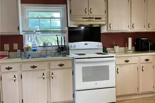 512 Bare St, West Jefferson, NC 28694 - Photo 6