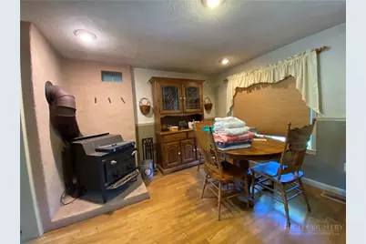 512 Bare Street, West Jefferson, NC 28694 - Photo 4