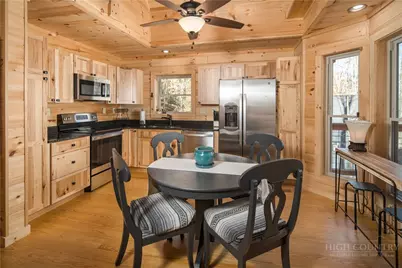 214 Lakeledge Road, Beech Mountain, NC 28604 - Photo 6