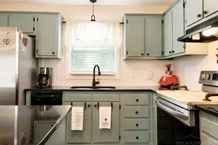 118 Badgett Ave, Mount Airy, NC 27030 - Photo 10
