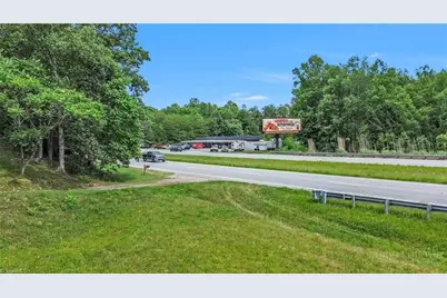 5622 W US Highway 421 Highway, Wilkesboro, NC 28697 - Photo 2