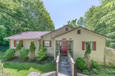 816 Hemlock Drive, Newland, NC 28657 - Photo 1