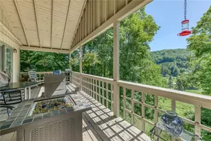 816 Hemlock Dr, Newland, NC 28657 - Photo 28