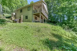 816 Hemlock Dr, Newland, NC 28657 - Photo 34