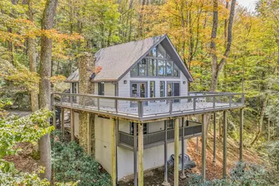 975 Hillside Drive, Linville, NC 28646 - Photo 1