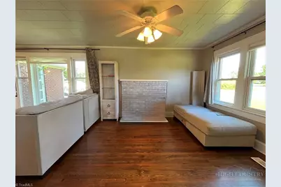 820 Sunset Orchard Road, North Wilkesboro, NC 28659 - Photo 12