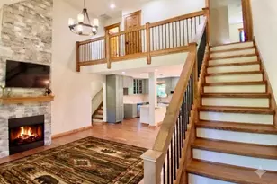 102 Snow Plow Ln, Beech Mountain, NC 28604 - Photo 6