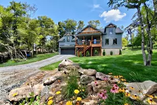 102 Snow Plow Ln, Beech Mountain, NC 28604 - Photo 1