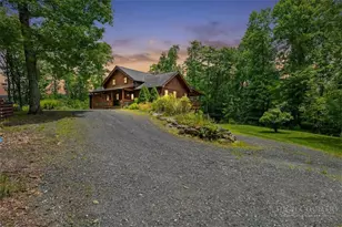 1848 Hickory Nut Gap Rd, Newland, NC 28657 - Photo 2