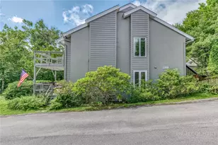 388 Skyleaf Dr, Sugar Mountain, NC 28604 - Photo 1