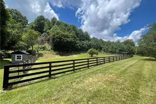 250 Mash Stuart Rd, West Jefferson, NC 28694 - Photo 20