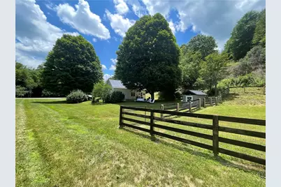 250 Mash Stuart, West Jefferson, NC 28694 - Photo 12