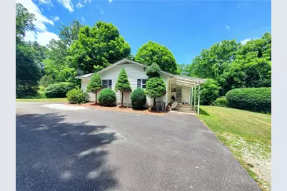886 Hanging Rock Road, Spruce Pine, NC 28777 - Photo 1