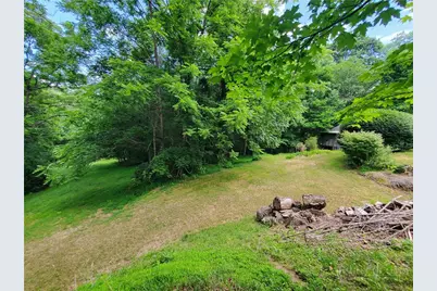 886 Hanging Rock Road, Spruce Pine, NC 28777 - Photo 16