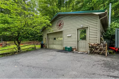 428 Trojan Horse Circle, Fleetwood, NC 28626 - Photo 40