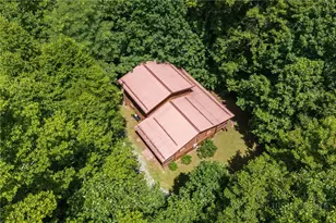 737 Trivette Cir, Sugar Grove, NC 28679 - Photo 32