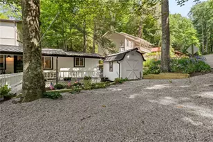 141 River Hollow Rd, Newland, NC 28657 - Photo 36
